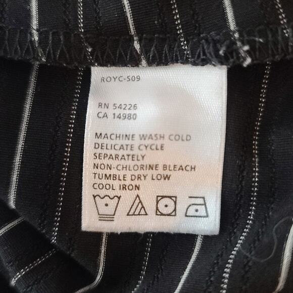 Royal Robbins black white stripe tank top - large - Picture 5 of 5